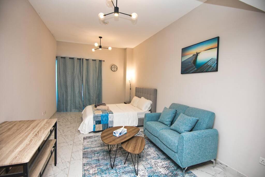 Exceptional Furnished Apartment *